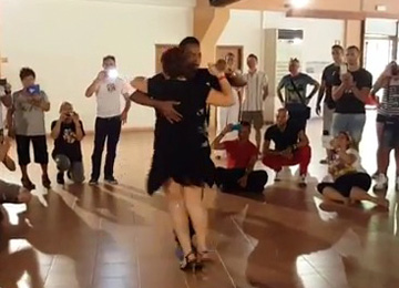 Eddy Vents lezione Kizomba a Kizombitaly Summer Eddy Vents lezione Kizomba a Kizombitaly Summer