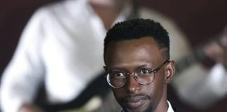 Idell Monteiro – És Demais idell